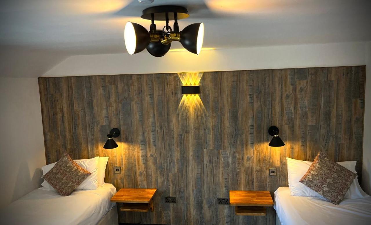 The Blue Boar Hotel 3*